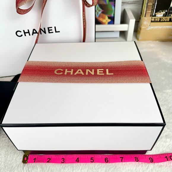 CHANEL BOX, Shopping Bag, Dust bag, ribbon, greeting card, Camila sticker set - Picture 5 of 7
